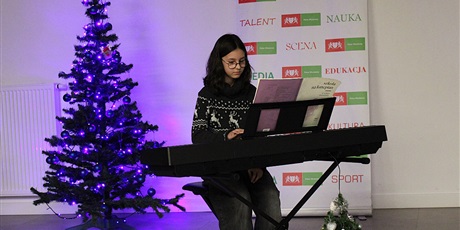 Powiększ grafikę: koncert-koled-w-pracowni-instrumentalnej-11-12-2024-r-580383.jpg