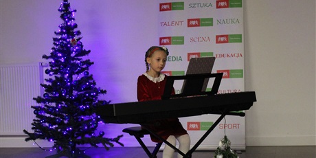 Powiększ grafikę: koncert-koled-w-pracowni-instrumentalnej-11-12-2024-r-580390.jpg