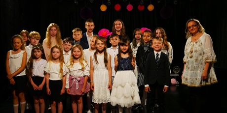 Powiększ grafikę: koncert-pracowni-keyboardu-703444.jpg