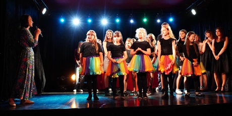 Powiększ grafikę: koncert-pracowni-wokalnej-698022.jpg