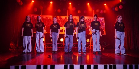 Powiększ grafikę: koncert-z-okazji-dnia-matki-698082.jpg