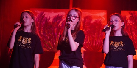 Powiększ grafikę: koncert-z-okazji-dnia-matki-698084.jpg