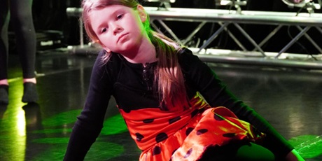 Powiększ grafikę: musical-w-oczekiwaniu-wiosny-686367.jpg