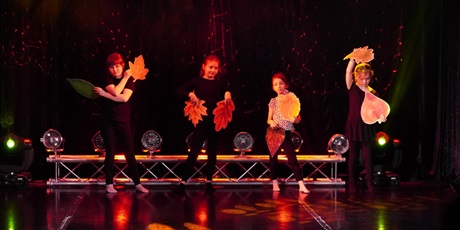 Powiększ grafikę: musical-w-oczekiwaniu-wiosny-686379.jpg