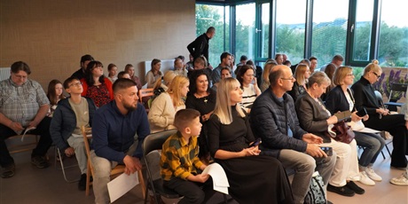 Powiększ grafikę: muzyczny-koncert-pracowni-wokalnej-642935.jpg