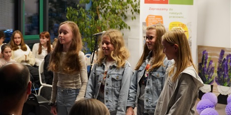Powiększ grafikę: muzyczny-koncert-pracowni-wokalnej-642960.jpg