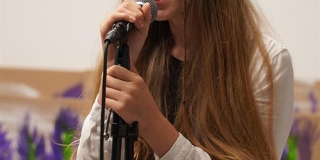 Powiększ grafikę: muzyczny-koncert-pracowni-wokalnej-642965.jpg
