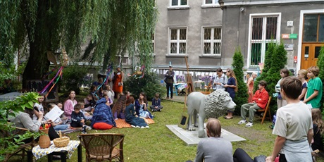 Powiększ grafikę: narodowe-czytanie-637231.jpg