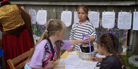 Powiększ grafikę: narodowe-czytanie-637233.jpg