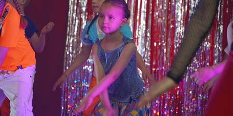 Powiększ grafikę: palacowe-dance-show-2026-697576.jpg