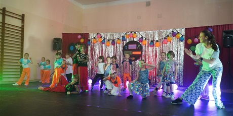 Powiększ grafikę: palacowe-dance-show-2026-697578.jpg