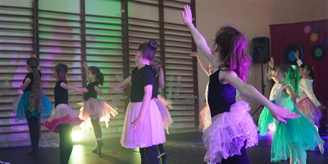 Powiększ grafikę: palacowe-dance-show-2026-697580.jpg