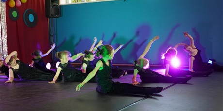 Powiększ grafikę: palacowe-dance-show-2026-697657.jpg