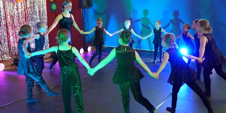 Powiększ grafikę: palacowe-dance-show-2026-697658.jpg