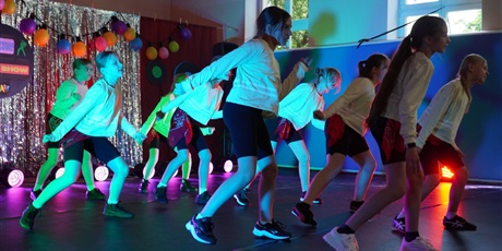 Powiększ grafikę: palacowe-dance-show-2026-697688.jpg