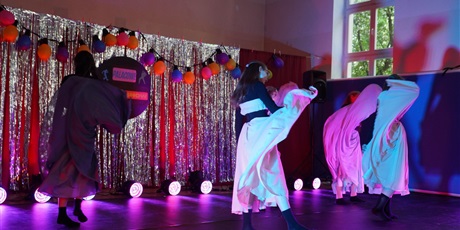 Powiększ grafikę: palacowe-dance-show-2026-697700.jpg