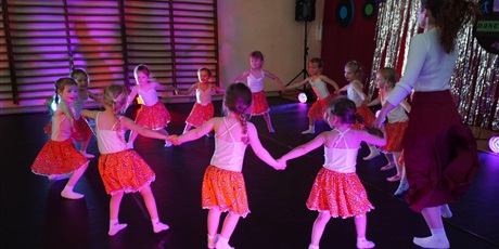 Powiększ grafikę: palacowe-dance-show-2026-697734.jpg