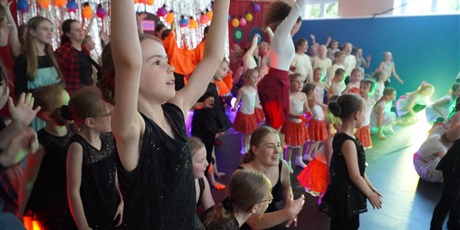 Powiększ grafikę: palacowe-dance-show-2026-697754.jpg