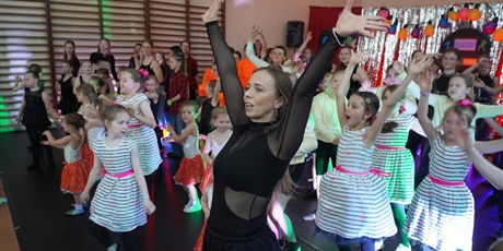 Powiększ grafikę: palacowe-dance-show-2026-697758.jpg