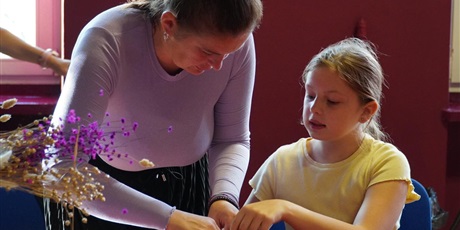 Powiększ grafikę: przyklej-sie-do-lasu-warsztaty-rodzinne-w-palacu-mlodziezy-650298.jpg