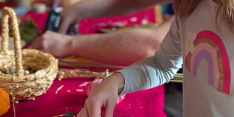 Powiększ grafikę: przyklej-sie-do-lasu-warsztaty-rodzinne-w-palacu-mlodziezy-650350.jpg