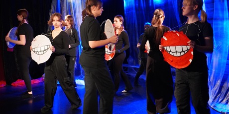 Powiększ grafikę: spektakl-grupy-proffeska-tylko-grzecznie-656461.jpg