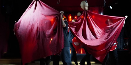 Powiększ grafikę: spektakl-grupy-proffeska-tylko-grzecznie-656472.jpg