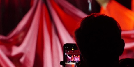 Powiększ grafikę: spektakl-grupy-proffeska-tylko-grzecznie-656477.jpg