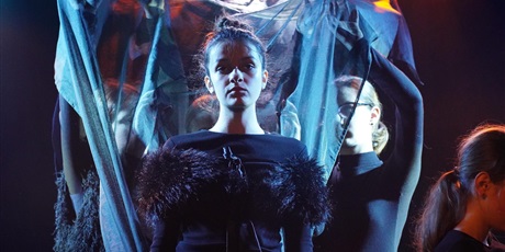 Spektakl „Królowa Śniegu” grupy teatralnej Lustra Sceny