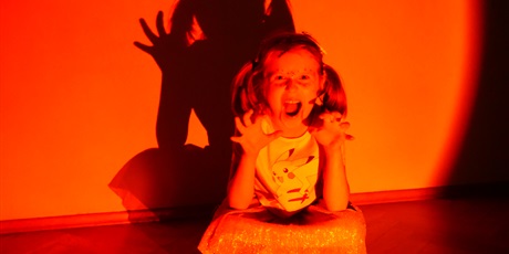 Powiększ grafikę: straaaszne-zajecia-z-pracowni-tanecznej-elzbiety-pruszko-654914.jpg