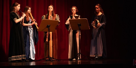 Powiększ grafikę: sukces-zespolu-fletow-prostych-piccolo-as-na-46-ogolnopolskim-festiwalu-zespolow-muzyki-dawnej-schola-cantorum-w-kaliszu-676710.jpg