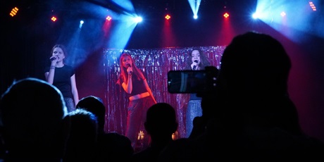 Powiększ grafikę: swiateczno-noworoczny-koncert-pracowni-wokalnej-670862.jpg