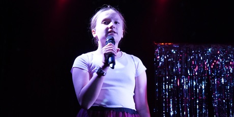 Powiększ grafikę: swiateczno-noworoczny-koncert-pracowni-wokalnej-670866.jpg