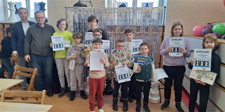 Powiększ grafikę: v-turniej-szachowa-zima-w-palacu-mlodziezy-671732.jpg