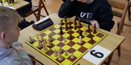Powiększ grafikę: v-turniej-szachowa-zima-w-palacu-mlodziezy-671734.jpg