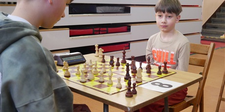 Powiększ grafikę: v-turniej-szachowa-zima-w-palacu-mlodziezy-671737.jpg