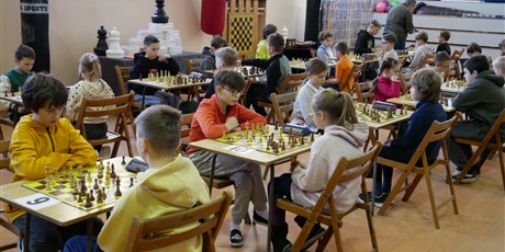 Powiększ grafikę: v-turniej-szachowa-zima-w-palacu-mlodziezy-671748.jpg