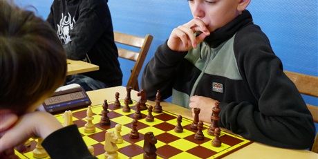 Powiększ grafikę: v-turniej-szachowa-zima-w-palacu-mlodziezy-671754.jpg