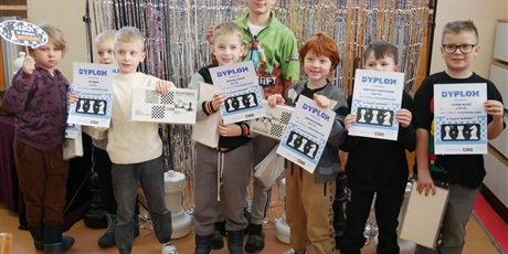 Powiększ grafikę: v-turniej-szachowa-zima-w-palacu-mlodziezy-671759.jpg