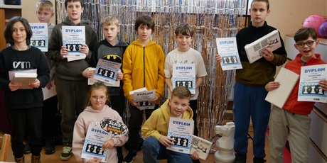 Powiększ grafikę: v-turniej-szachowa-zima-w-palacu-mlodziezy-671764.jpg