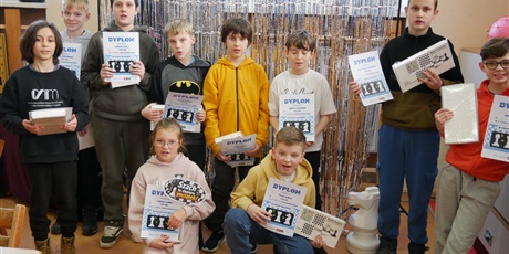 Powiększ grafikę: v-turniej-szachowa-zima-w-palacu-mlodziezy-671765.jpg