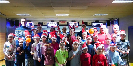 Żeglarze zeszli na ląd... i poszli na kręgle