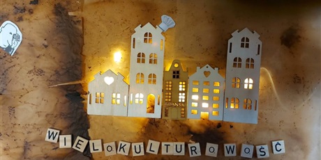 Wielokulturowość Pracowni Dziennikarskim Okiem